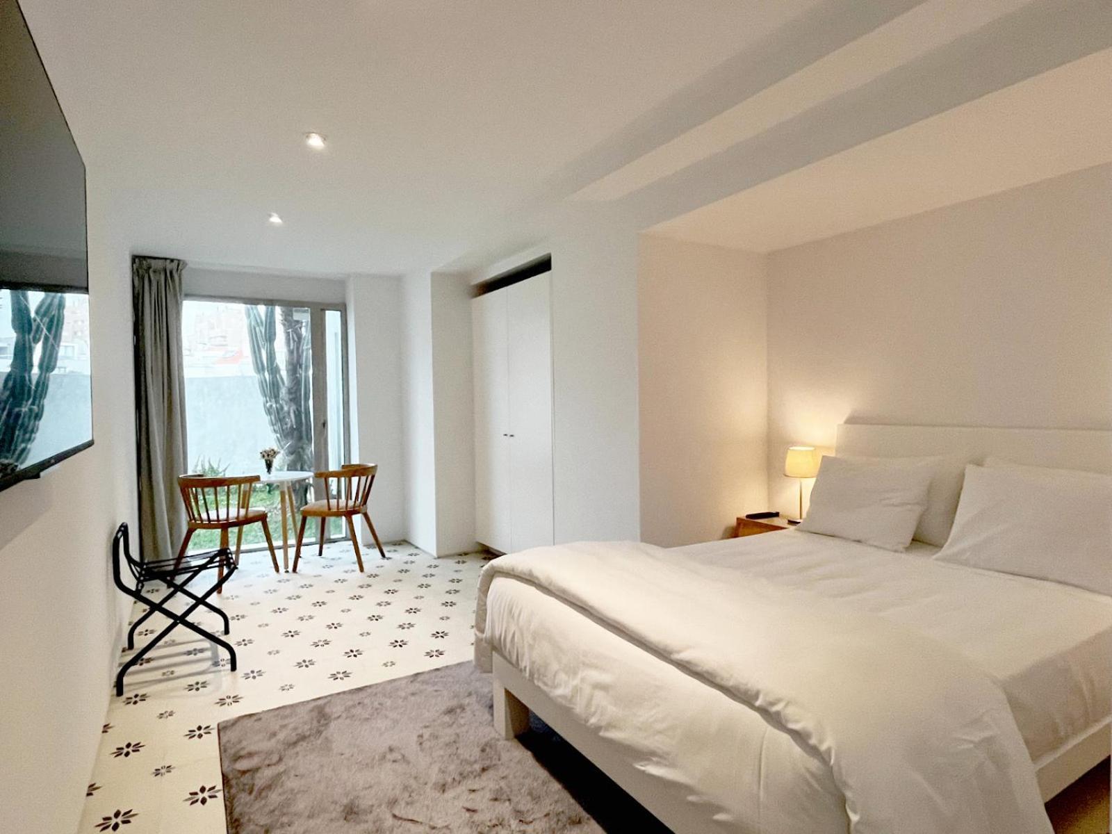 Signature Guesthouse Порту Номер фото