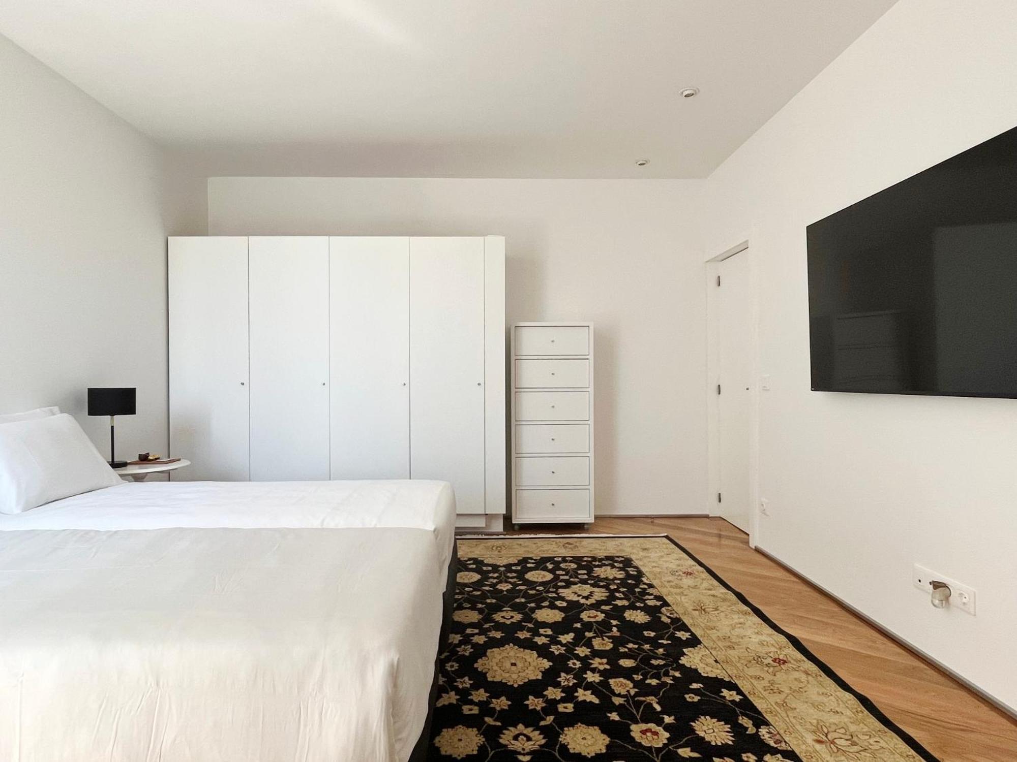Signature Guesthouse Порту Номер фото
