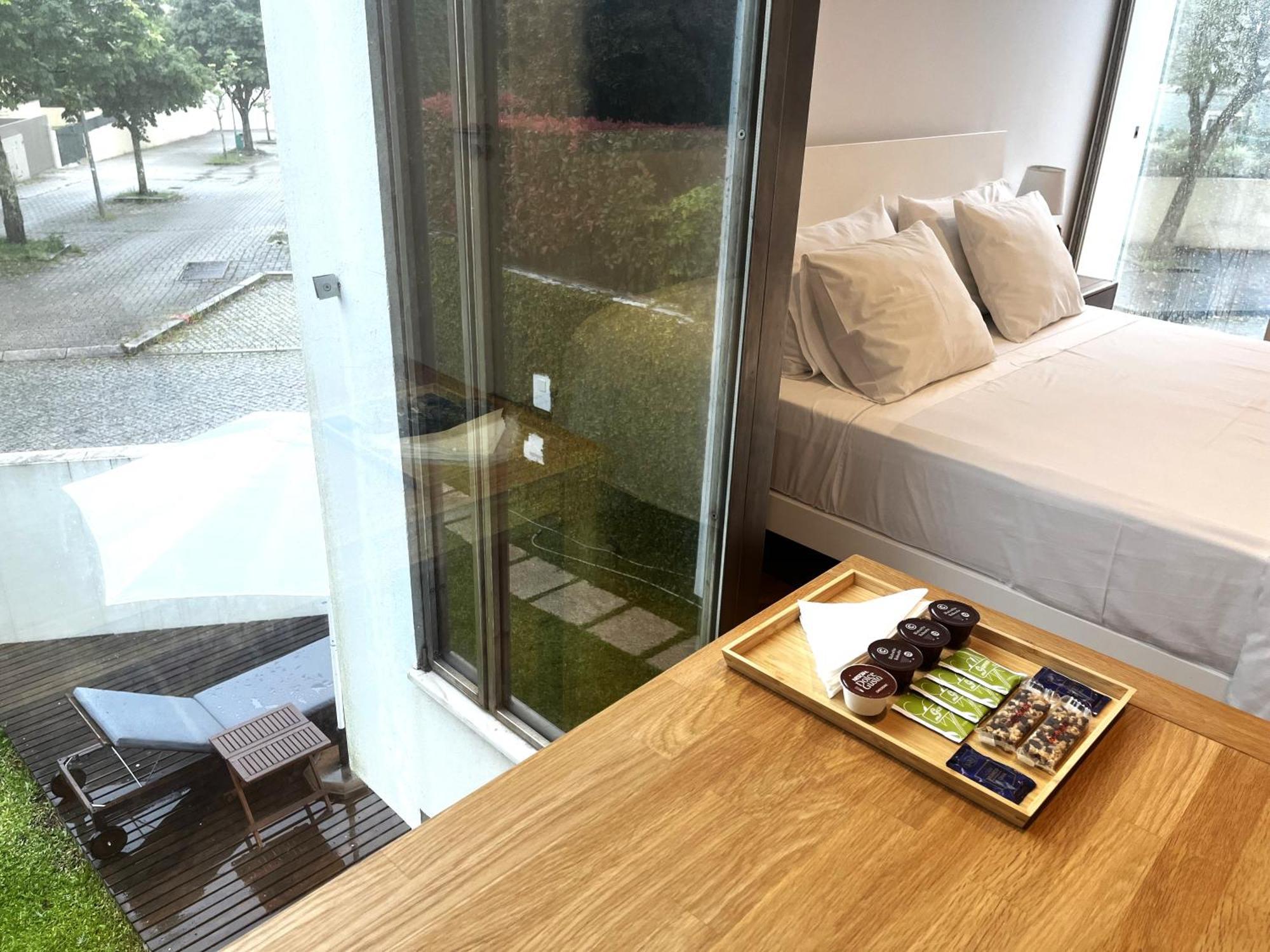 Signature Guesthouse Порту Номер фото