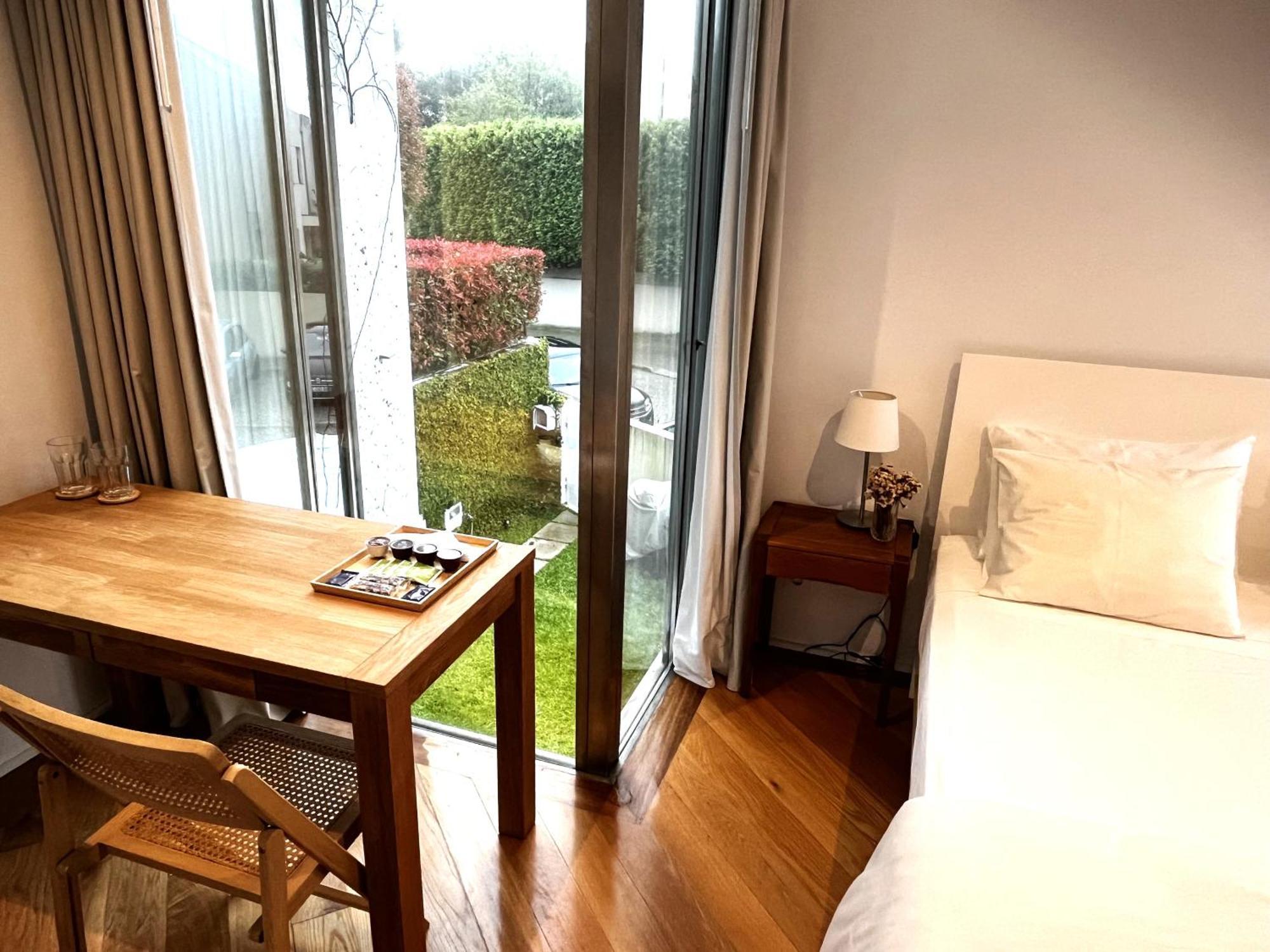 Signature Guesthouse Порту Номер фото