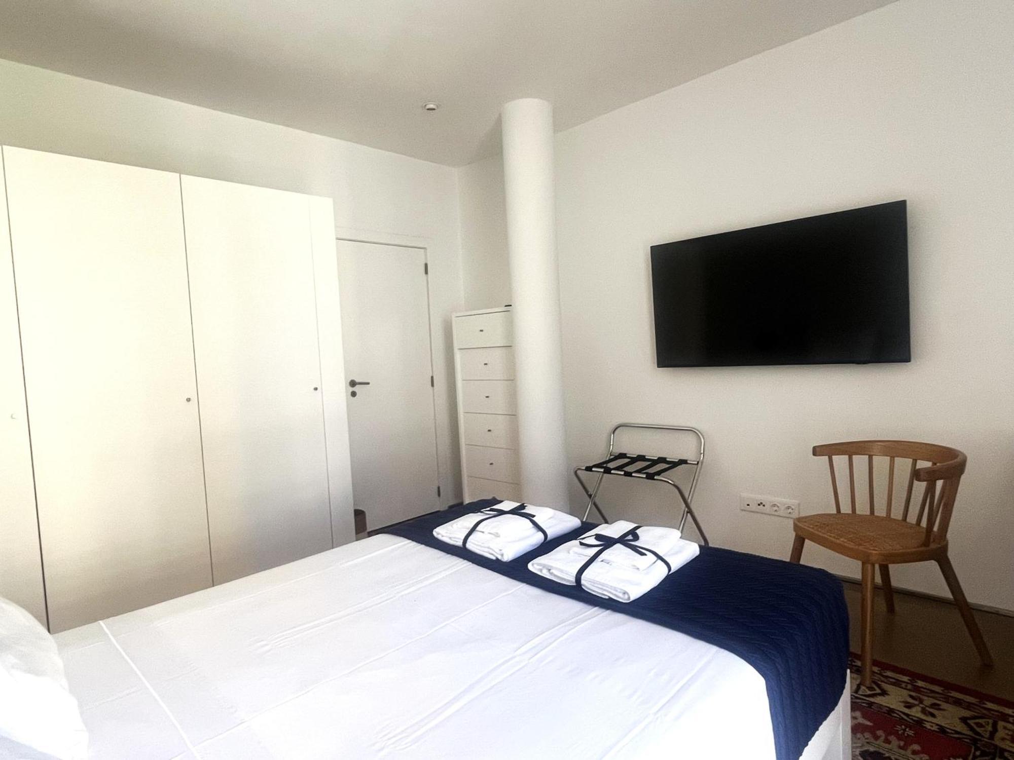 Signature Guesthouse Порту Номер фото